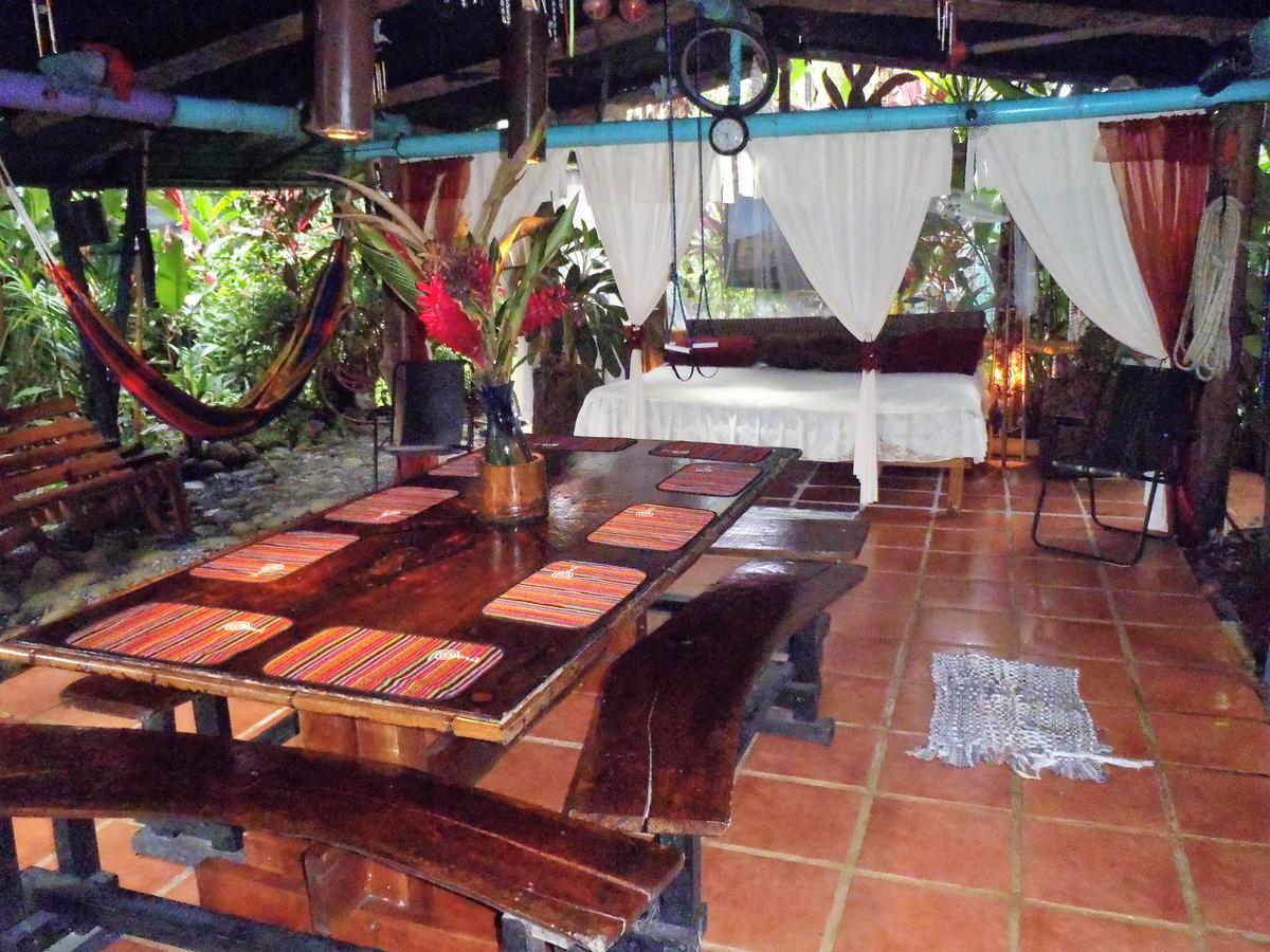 Jarabacoa Family Hostel Los Angeles  Eksteriør billede