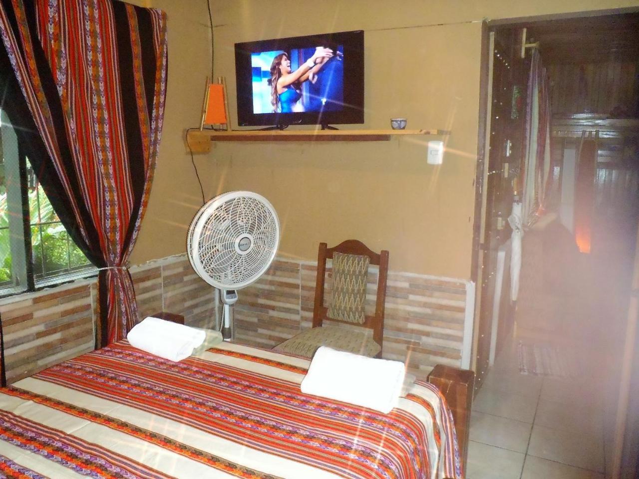 Jarabacoa Family Hostel Los Angeles  Eksteriør billede