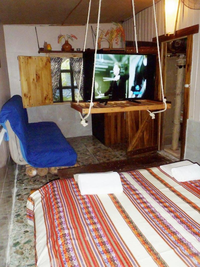 Jarabacoa Family Hostel Los Angeles  Eksteriør billede