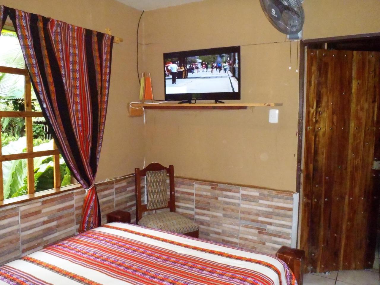 Jarabacoa Family Hostel Los Angeles  Eksteriør billede