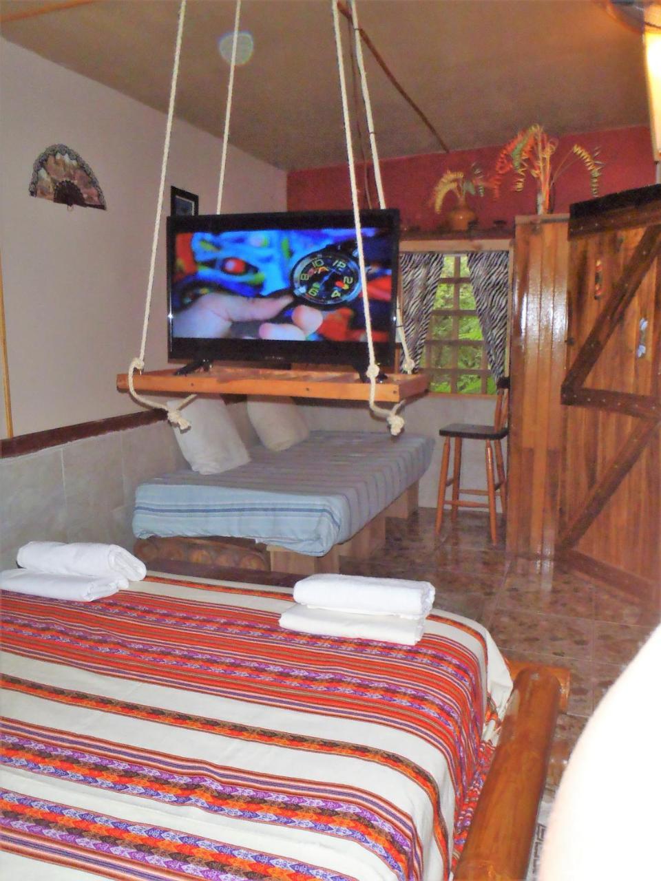 Jarabacoa Family Hostel Los Angeles  Eksteriør billede